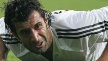 <b>UN AÑO MÁS.</B> Figo tiene contrato con el Real Madrid hasta el 30 de junio de 2006.