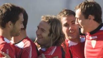 Palop vuelve a la convocatoria, Adriano y Kanouté aún no