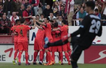 0-2. Neymar celebró el segundo tanto.