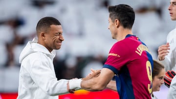 The most anticipated LaLiga duel between the top two teams is approaching. Eternal rivals, each match is a story.