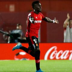 El Málaga apunta de nuevo a Lago Junior