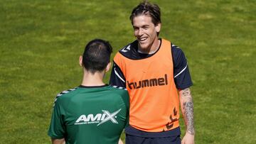 &Aacute;lvaro Jim&eacute;nez, durante un entrenamiento con el Albacete.