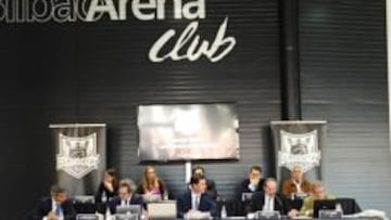Junta General Extraordinaria de accionistas de la Sociedad celebrada en el Bilbao Arena.