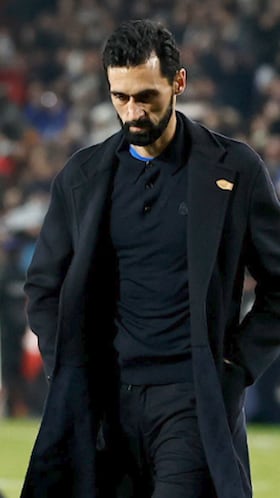 “La era Arbeloa inicia con una derrota histórica para el Madrid”