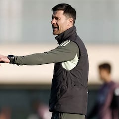 Xabi inaugura el gran bloque