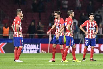 Caras de decepción tras la finalización del encuentro.