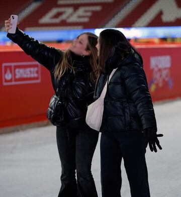 El Madrid On Ice es la pista ms grande de Europa, con 4.760 metros cuadrados de hielo y una estructura de 340 toneladas de andamiaje.