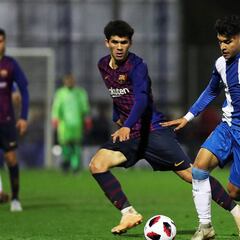 El filial del Espanyol gana el derbi y adelanta al Barça