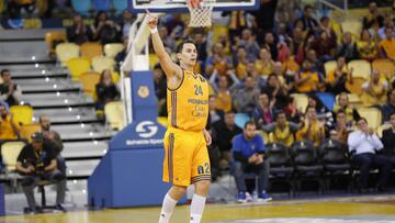 Kuric, relevo de Koponen en el Barça; Calathes sigue en el PAO