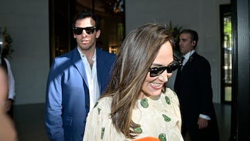 Tamara Falcó e Íñigo Onieva salen del Hotel Ritz donde han celebrado el Brunch post-boda con amigos y familiares, a 09 de Julio de 2023 en Madrid (España).
09 JULIO 2023;PIXELADA
Francisco Guerra / Europa Press
09/07/2023