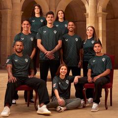 El Almería presenta su segunda equipación para la 2024-25