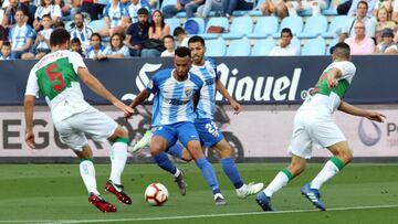 El Málaga se pasea ante el Elche y ya le espera el Deportivo en la promoción