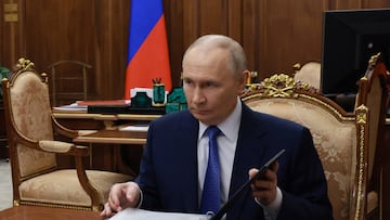 Russia's President Vladimir Putin attends a meeting with Deputy Prime Minister Marat Khusnullin in Moscow, Russia, January 14, 2026. Sputnik/Mikhail Metzel/Pool via REUTERS ATTENTION EDITORS - THIS IMAGE WAS PROVIDED BY A THIRD PARTY.