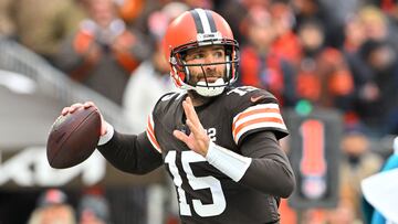 CLEVELAND, OHIO - DECEMBER 10: Joe Flacco #15 of the Cleveland Browns looks to pass during the second quarter against the Jacksonville Jaguars at Cleveland Browns Stadium on December 10, 2023 in Cleveland, Ohio. Jason Miller/Getty Images/AFP (Photo by Jason Miller / GETTY IMAGES NORTH AMERICA / Getty Images via AFP)