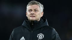 Solskjaer: Van Persie has no right to criticise my methods