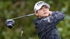 La golfista surcoreana Sung Hyun Park golpea la bola durante el Canadian Pacific de 2018.