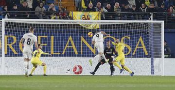 1-1. Benzema marcó el gol del empate.