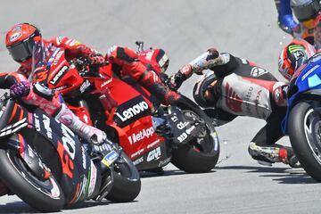 Las imágenes de la accidentada salida en Montmeló