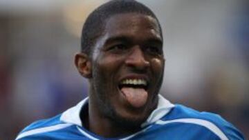 El delantero francés del Hoffenheim, celebra uno de los goles de la victoria contra el Wolfsburgo.