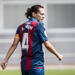 Sonia Prim anuncia que se retira tras 13 temporadas en el Levante