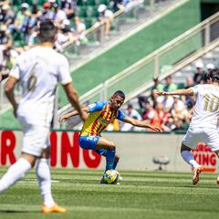 Por fin se acabó la maldición del Valencia en el Martínez Valero