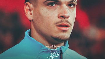 Iribarne renueva con el Almería.