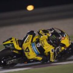 Primera fila de Rins pese a caerse y pole para Folger