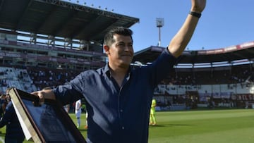 Jorge Almirón se despide de su casa como un prócer