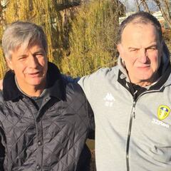 El reencuentro de Mayne-Nicholls y Marcelo Bielsa en Leeds