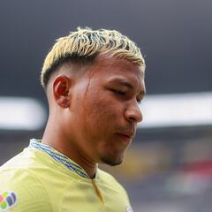 Roger Martínez es baja del América por lesión