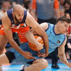 El Andorra gana en A Coruña y sella su permanencia en la ACB