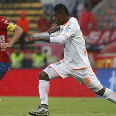 Goleadores Liga Águila: ¿Quién le pelea el botín de oro a Cano?