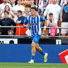 El pulso entre Javi López y el Deportivo Alavés