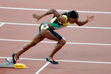 Williams-Mills notó un bulto en su pecho antes de viajar a los Juegos de Londres 2012. Sin embargo, la atleta jamaicana decidió competir y se alzó con un bronce en la prueba de relevo 4x400. La atleta tuvo que pasar por quirófano y venció un cáncer que reapareció tres años después. Williams-Mills sufrió una agonía que obtuvo su recompensa ya que en 2016 disputó unos nuevos Juegos totalmente curada del cáncer.