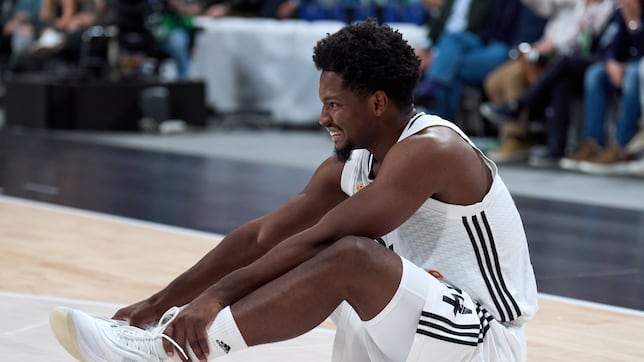 Feliz sufre una rotura de la fascia plantar