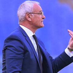 Ranieri alaba la conexión entre James Rodríguez y Carlo Ancelotti