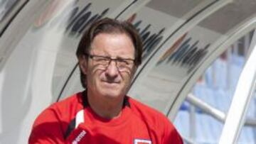 Anquela, técnico del Numancia, tiene un nuevo jugador..