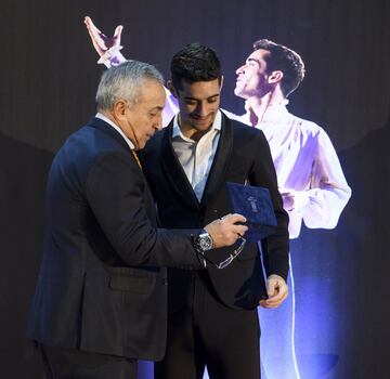 Alejandro Blanco, presidente del Comité Olímpico Español (COE) junto a Javier Fernández. 

