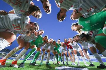 The young Spaniards celebrate after their World Cup semi-final win over France.