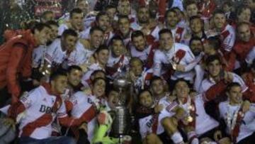 River Plate celebra la obtención de su tercera copa continental.