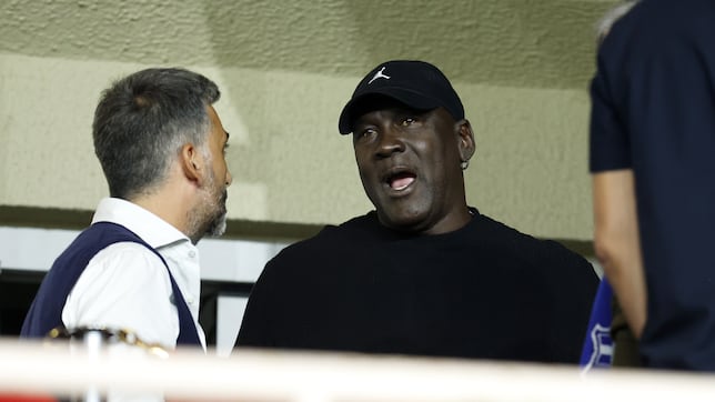 NBA icon Michael Jordan adds extra glamour to Monaco - Barcelona Champions League game