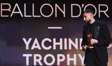 Trofeo Yashin al mejor portero del a?o. Gianluigi Donnarumma, jugador del Paris Saint Germain.