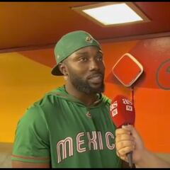 Randy Arozarena explica el uso de sus botas, es una cábala y vaya que le ha funcionado