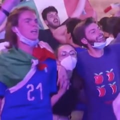 La eufórica celebración de la afición italiana por el pase a semifinales