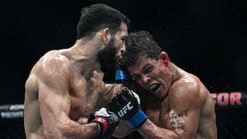 Nassourdine Imavov golpea a Caio Borralho en el UFC París.