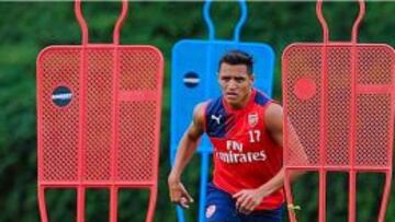 Alexis Sánchez ya está de vuelta entrenando en Arsenal.