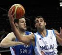 Bourousis tiene una fisura costal pero Grecia no le descarta