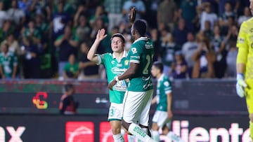 during the 13th round match between Leon and Atlas as part of the Liga BBVA MX Varonil, Torneo Clausura 2026 at Nou Camp Stadium, on April 04, 2026 in Leon, Guanajuato, Mexico.