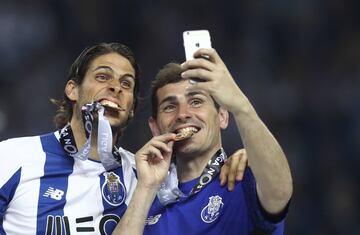 Porto goalkeeper Iker Casillas 