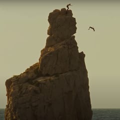 Airheads Ibiza: saltando desde los acantilados ibicencos